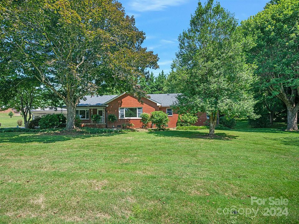 1st image of 606 Sunset Dr