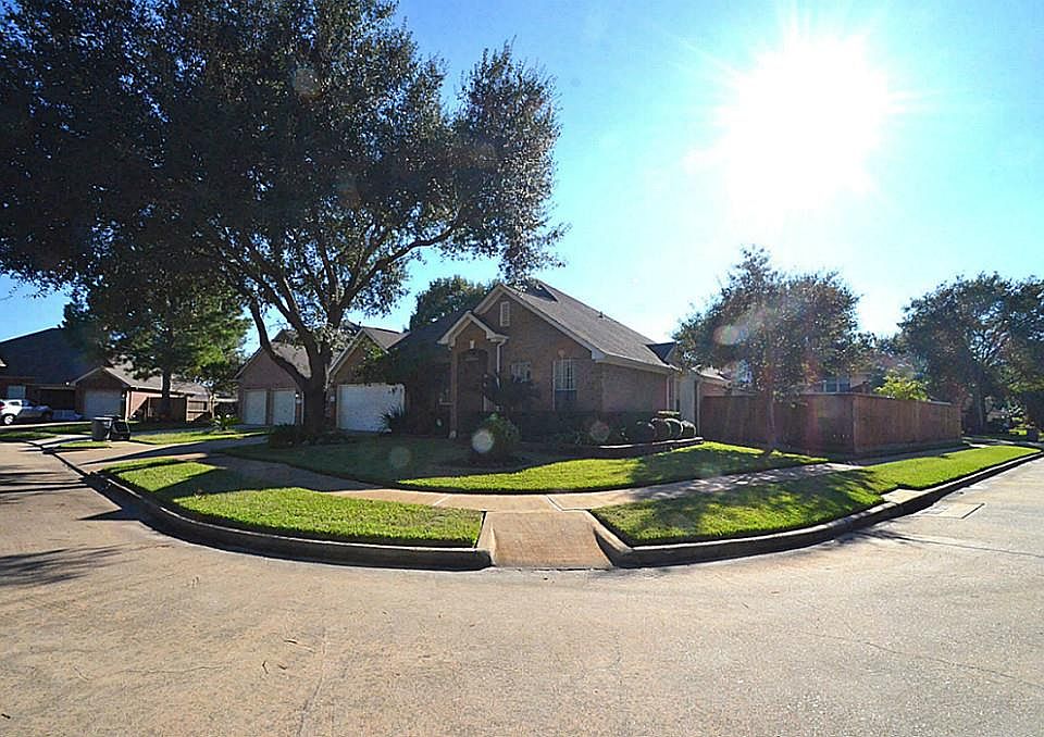 1st image of 23115 Regal Isle Ct