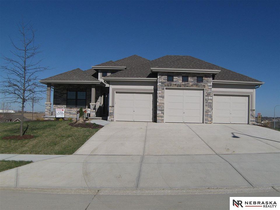 1st image of 10506 S 125th St