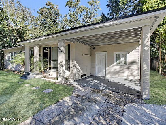 3rd image of 6453 BURGUNDY Road S