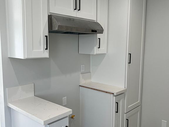 5th image of 6055 Fishburn Ave #A
