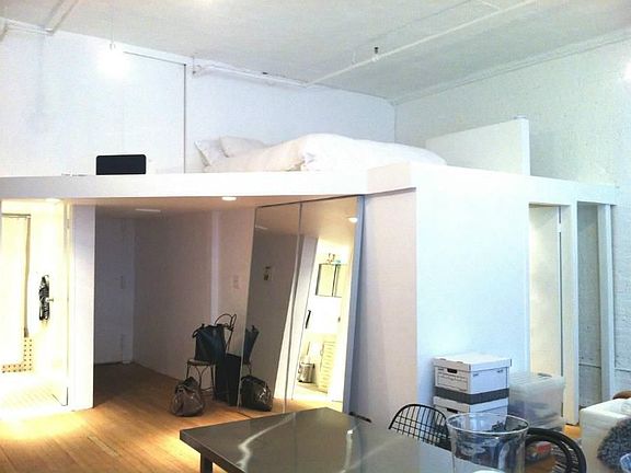 3rd image of 51 White St APT 3S