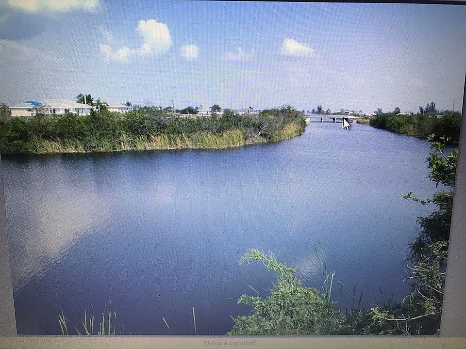 View of Intersecting Canals