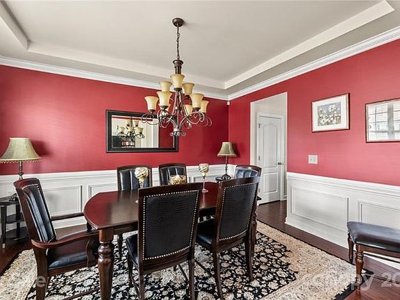 5th image of 16919 Alydar Commons Ln