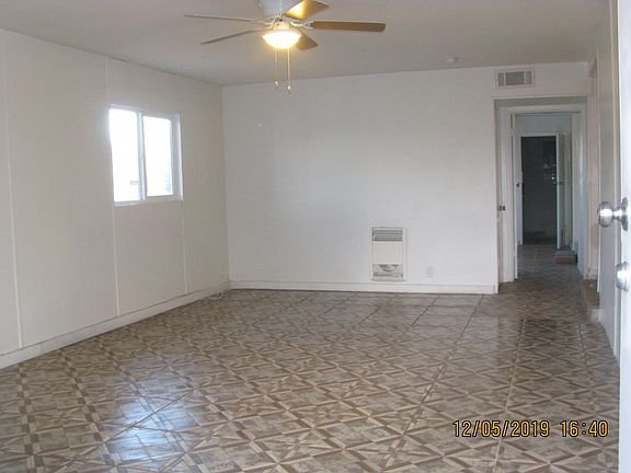3rd image of 2228 Tomlinson Ln