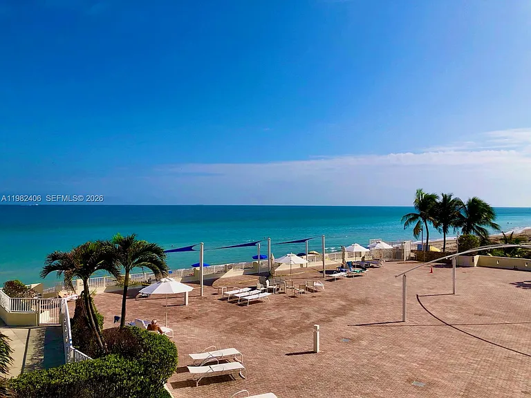 3180 S Ocean Dr #401 — Photo 2