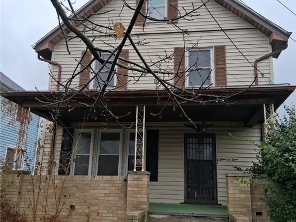 304 Columbus Ave NW, Canton, OH 44708