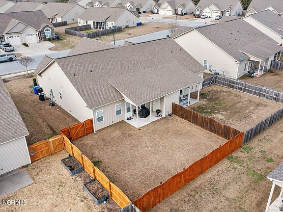 4th image of 3508 Ellsworth Drive #B