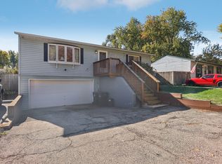 8713 Acorn Path, Wonder Lake, IL 60097