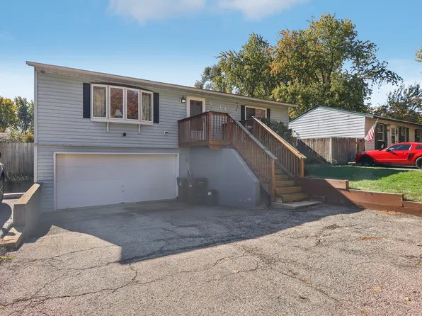 8713 Acorn Path, Wonder Lake, IL 60097