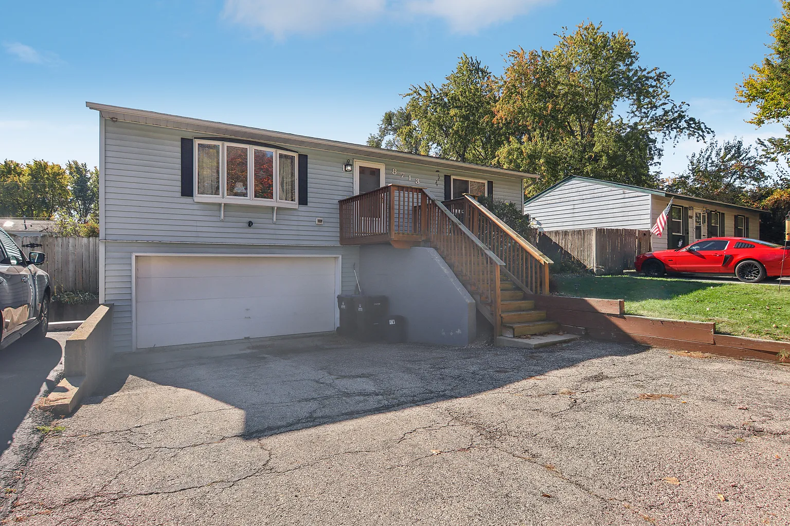 8713 Acorn Path photo 1