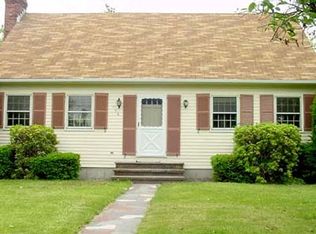 176 Narragansett Blvd, Portsmouth, RI 02871