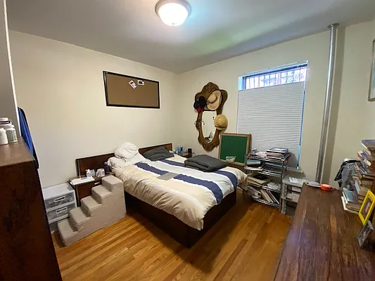 Rented by Mdays Realty | media 18