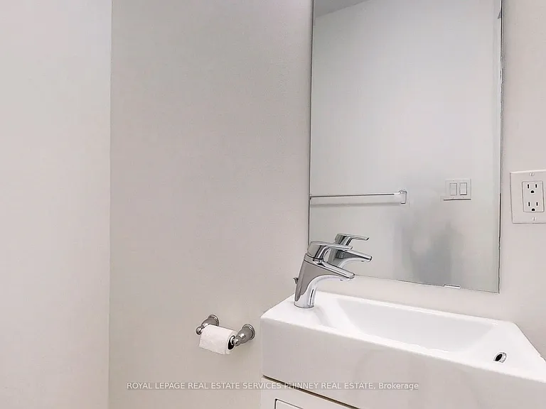 1555 Kingston Rd #514 — Photo 9