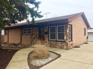 195 Drake Ln, Des Plaines, IL 60016