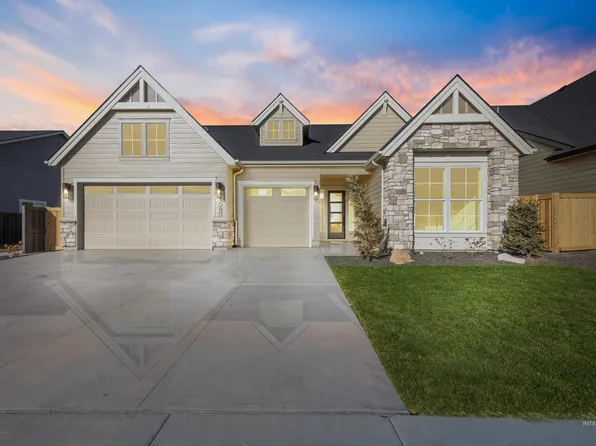 1090 E Crescendo St, Meridian, ID 83642