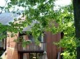 4882 Smoketalk Ln, Westerville, OH 43081
