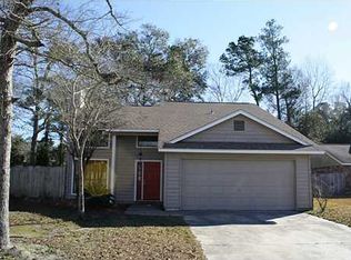 1000 Conley Cres, Ocean Springs, MS 39564