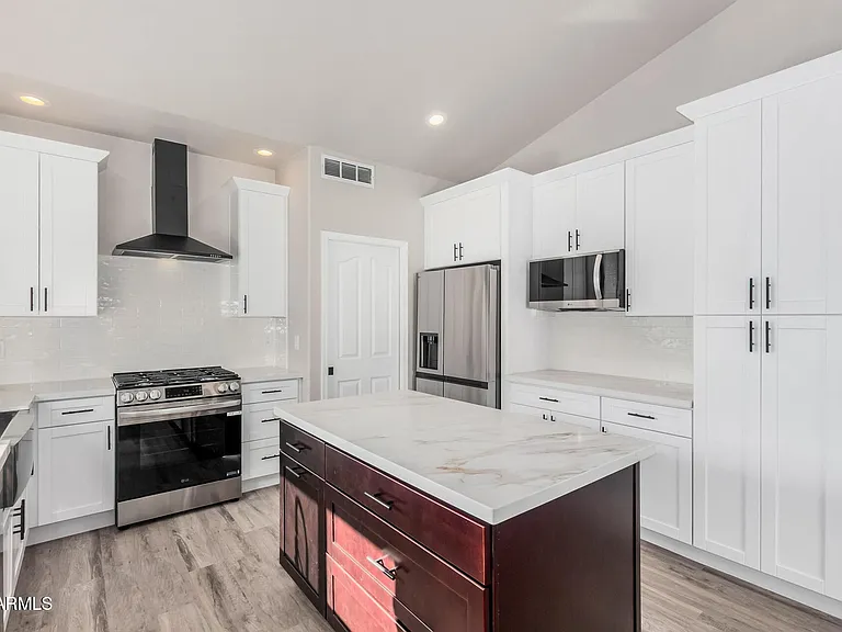 9310 E Crystal Dr — Photo 9