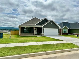 191 N Eagle Mountain St, Prairie Grove, AR 72753