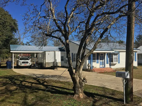131 Wood St, Cottonwood, AL 36320