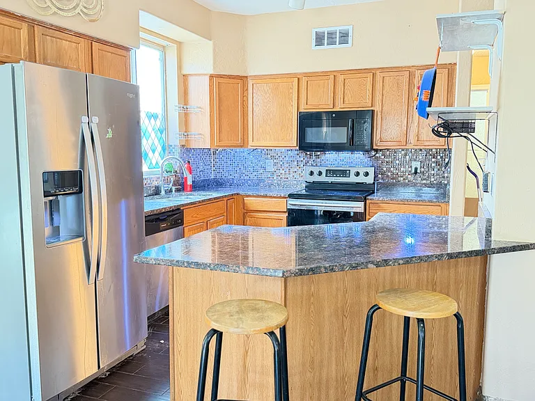 3133 E Kristal Way — Photo 2