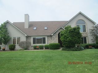 10720 32nd Ave, Pleasant Prairie, WI 53158