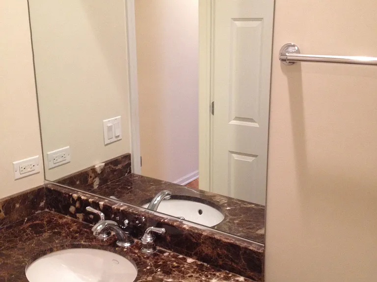 1522-28 W Greenleaf Ave #2W — Photo 16