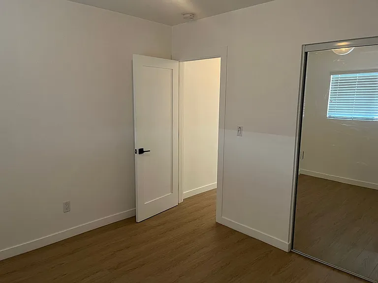 255 S Avenue 55 — Photo 34