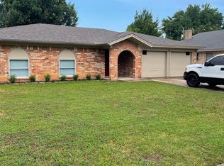 5509 Shady Meadow St, North Richland Hills, TX 76180