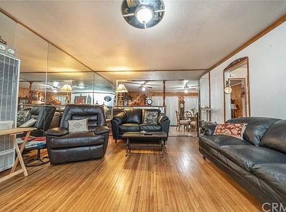 4th image of 4560 Hornbrook Ave