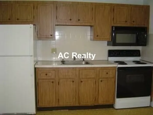 7 Meridian St APT 3, Malden, MA 02148