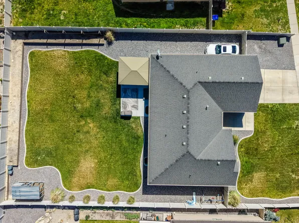 1197 E Raven Way, Eagle Mountain, UT 84005