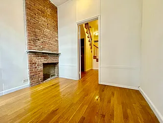 Rented by HOLTON REAL ESTATE INC.