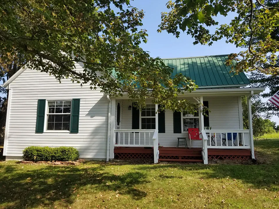 922 Weed Sparksville Rd