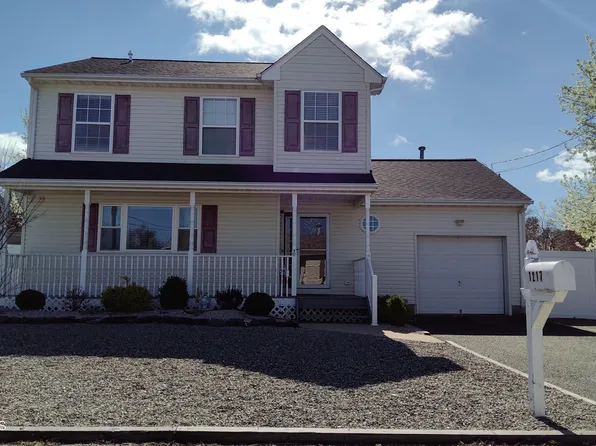 1217 Spray Avenue, Beachwood, NJ 08722