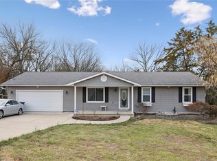 7311 Sennawood Dr, Cedar Hill, MO 63016