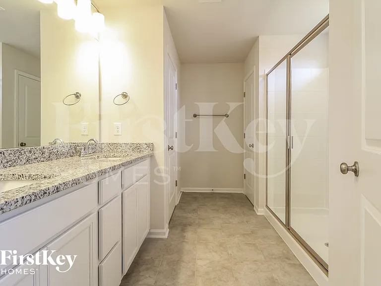 412 Stonefence Dr — Photo 9