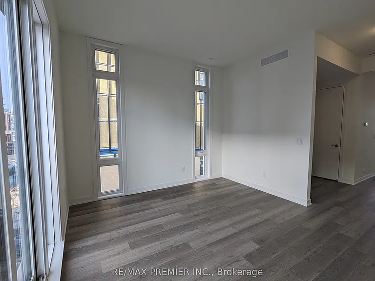 11 Steckley House Ln #411 — Photo 11