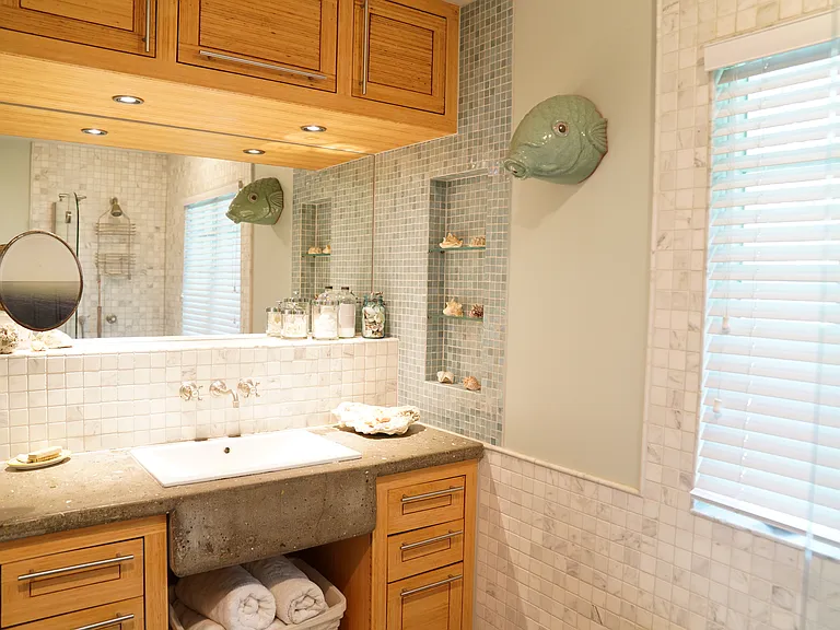565 Montauk Hwy — Photo 10