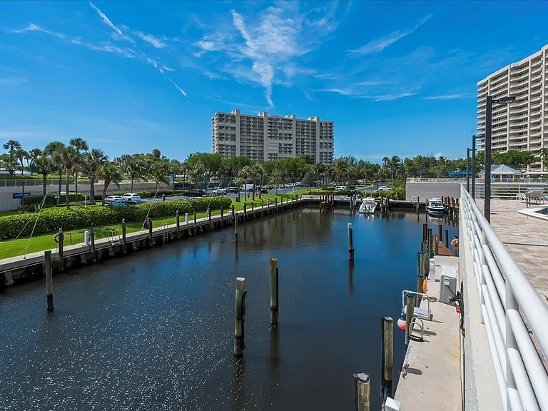 4201 N Ocean Blvd #203 — Photo 79