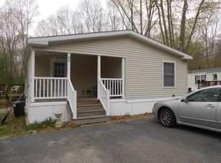 39 Diamond Ln, Sanford, ME 04073