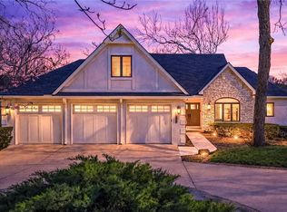 8111 NW Hillside Dr, Weatherby Lake, MO 64152