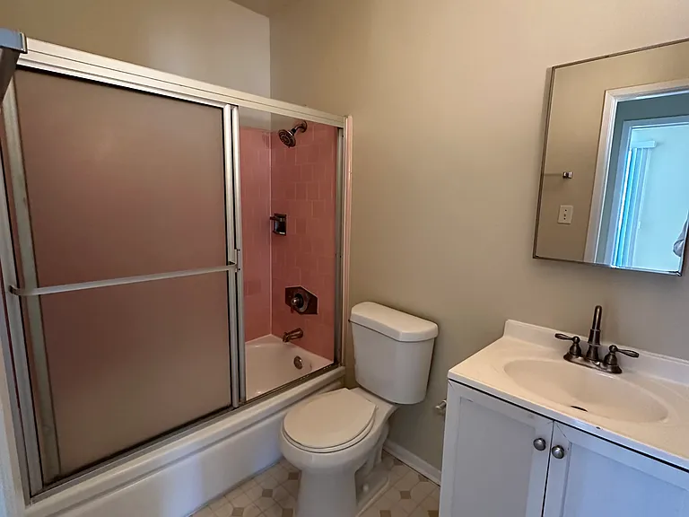 1156 N Cahuenga Blvd — Photo 6
