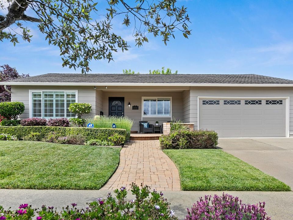 1st image of 6079 Castello Dr