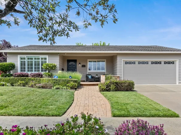 6079 Castello Dr, San Jose, CA 95120