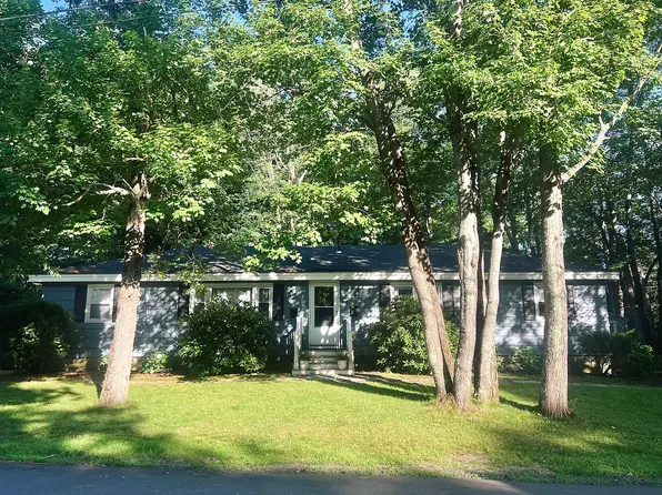 60 Summer St #A, Yarmouth, ME 04096