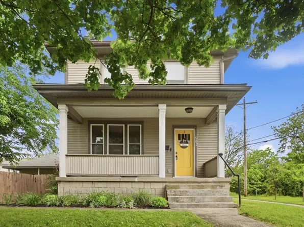 982 Olmstead Ave, Columbus, OH 43201