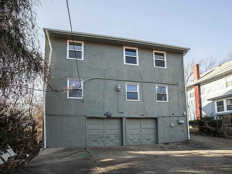 3604 E 61st St — Photo 13