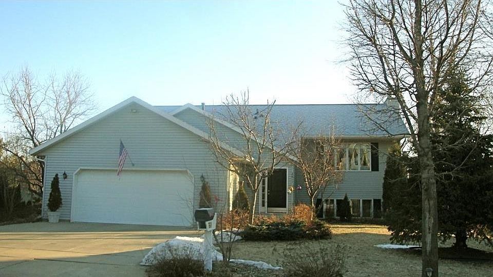 1st image of 2611 Bamber Ln SW